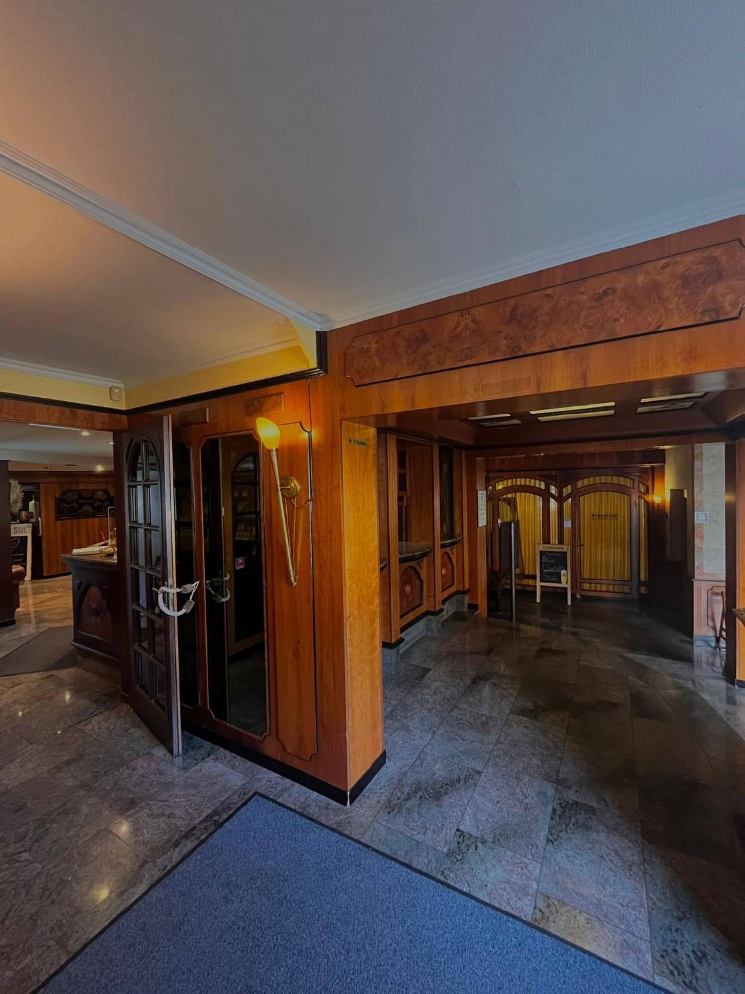 Hotel Rebstock Rust Bagian luar foto